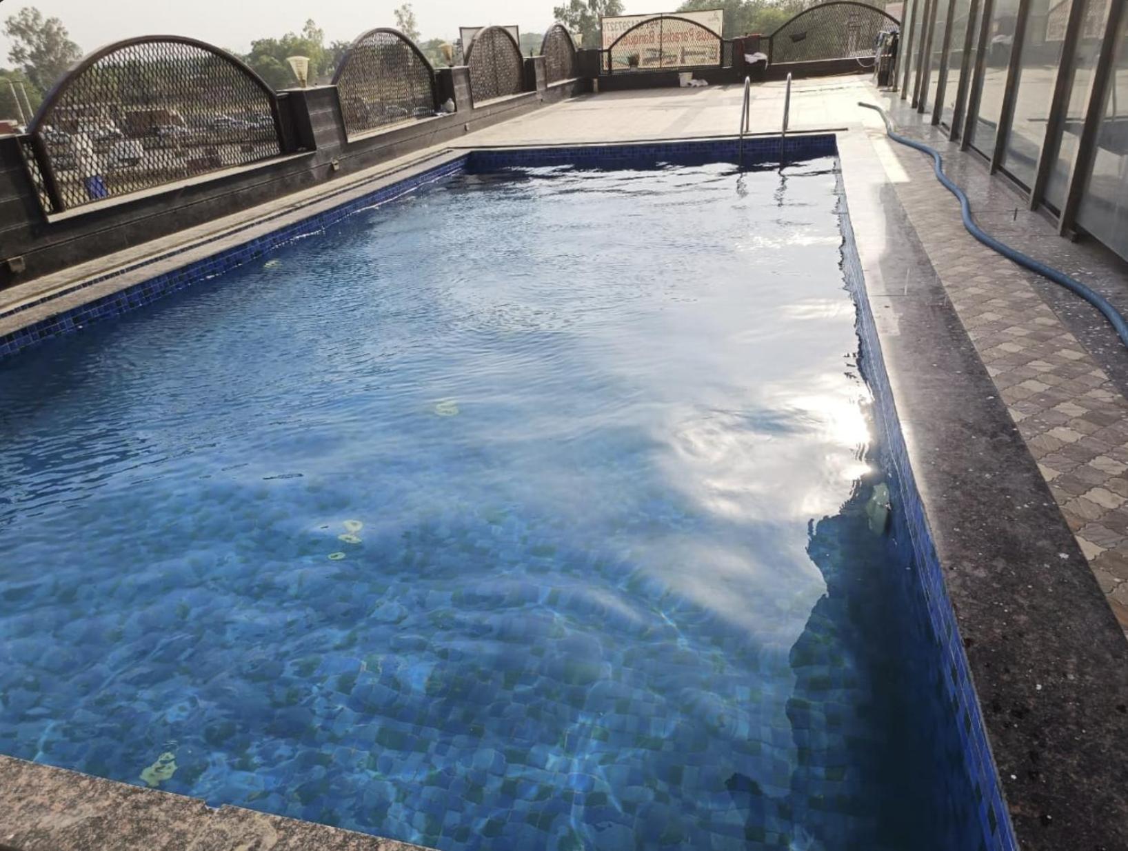 Hotel Lotus Paradise - Banquet & Dining - Near Murthal Sukhdev Rāi 外观 照片